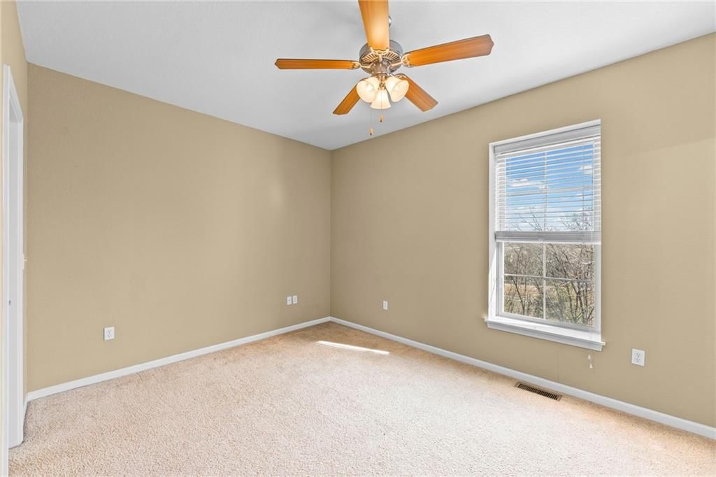 5245 Overland Drive — photo 18