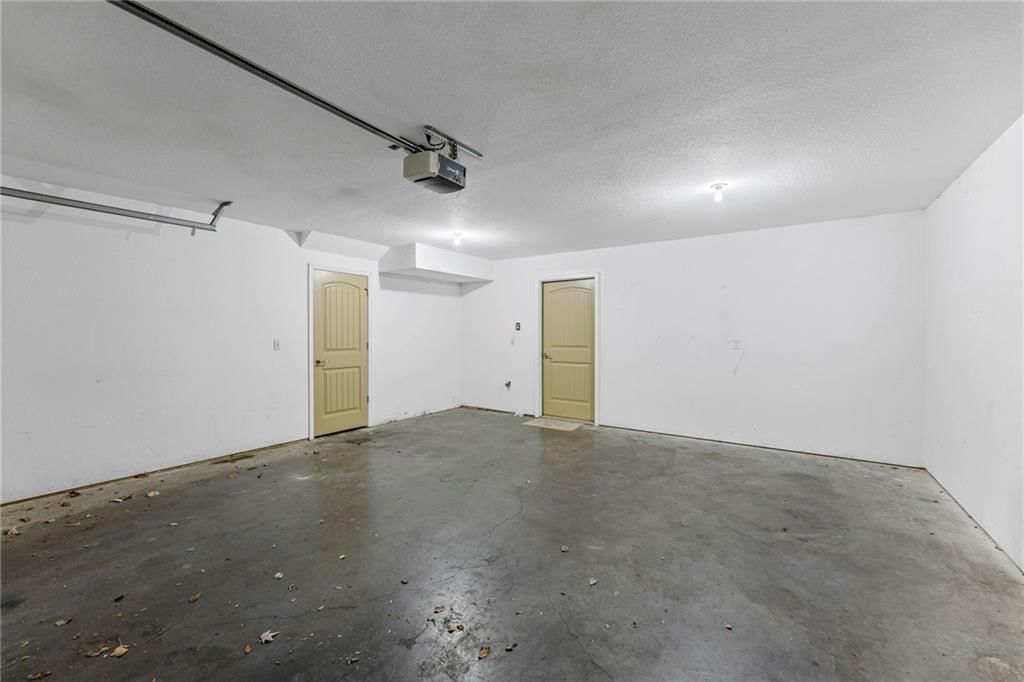 5245 Overland Drive — photo 25