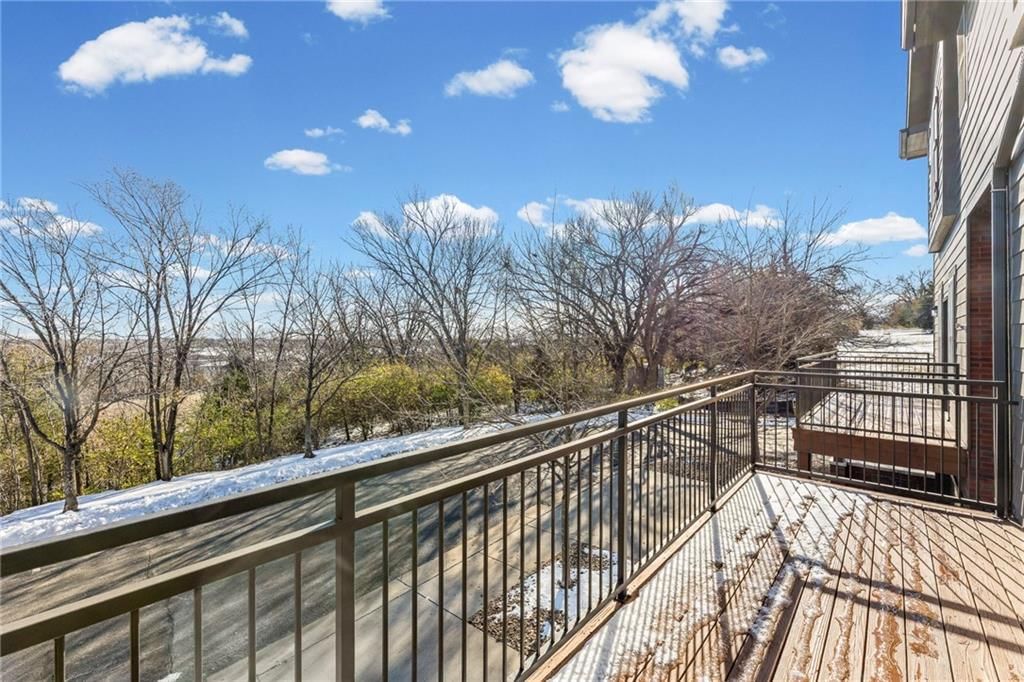5245 Overland Drive — photo 27