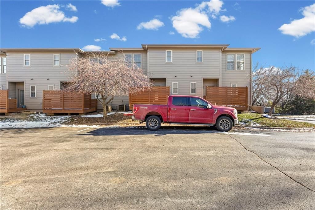 5245 Overland Drive — photo 31