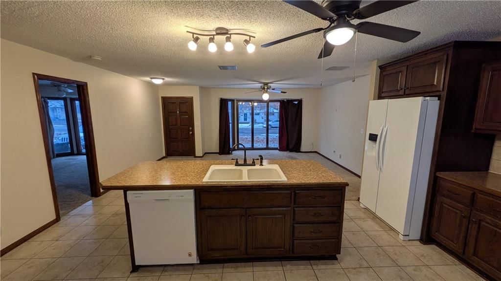 1408 Country Club Drive — photo 4