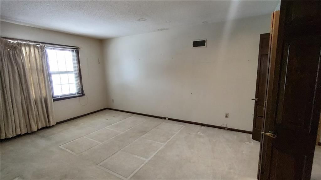 12413 Ewing Court — photo 30