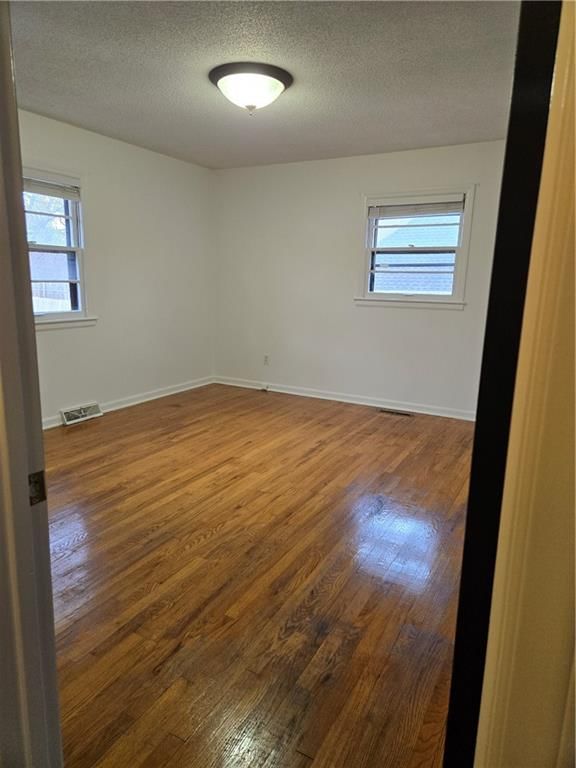 4212 E 105TH Terrace — photo 12