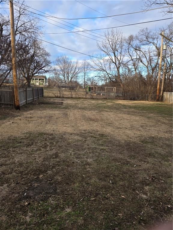 4212 E 105TH Terrace — photo 24