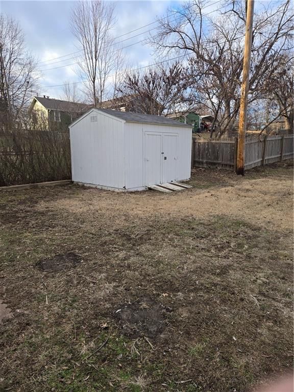 4212 E 105TH Terrace — photo 26
