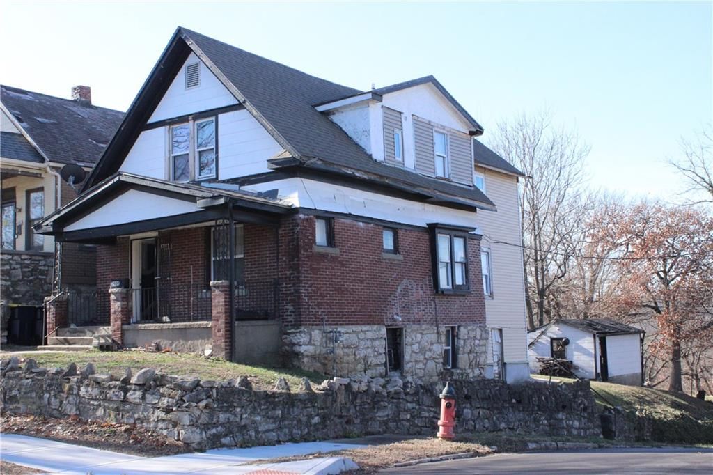 2600 Euclid Avenue — photo 5