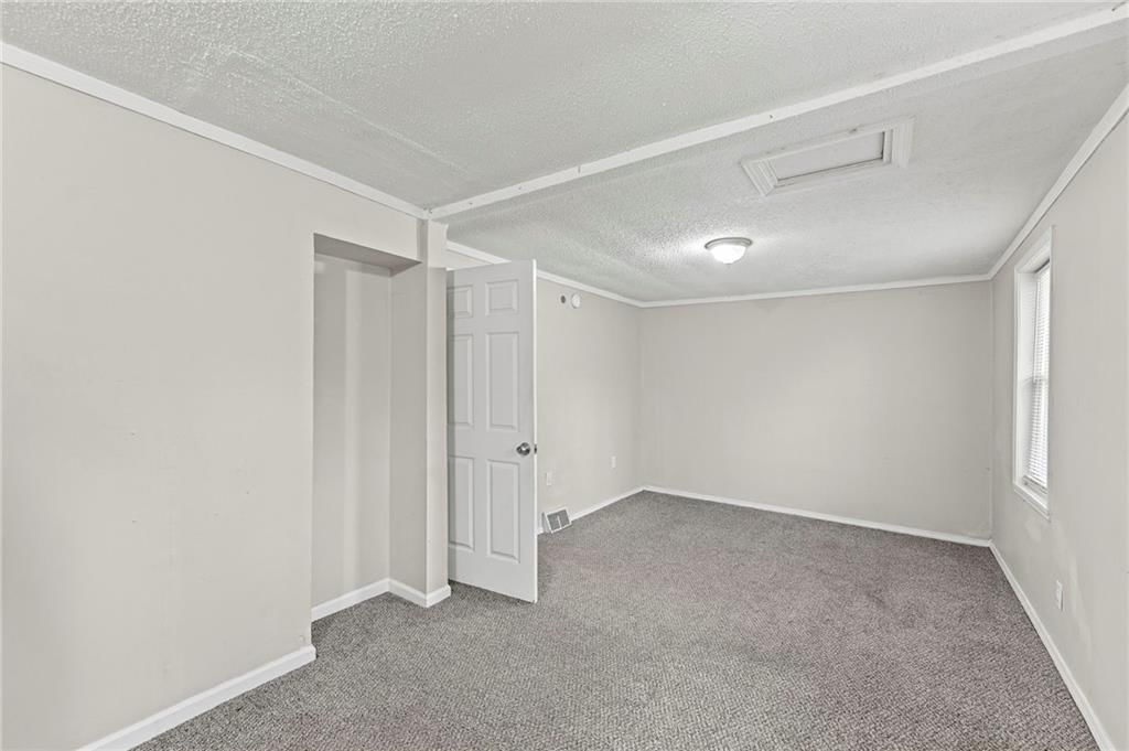 325 S Crane Street — photo 15