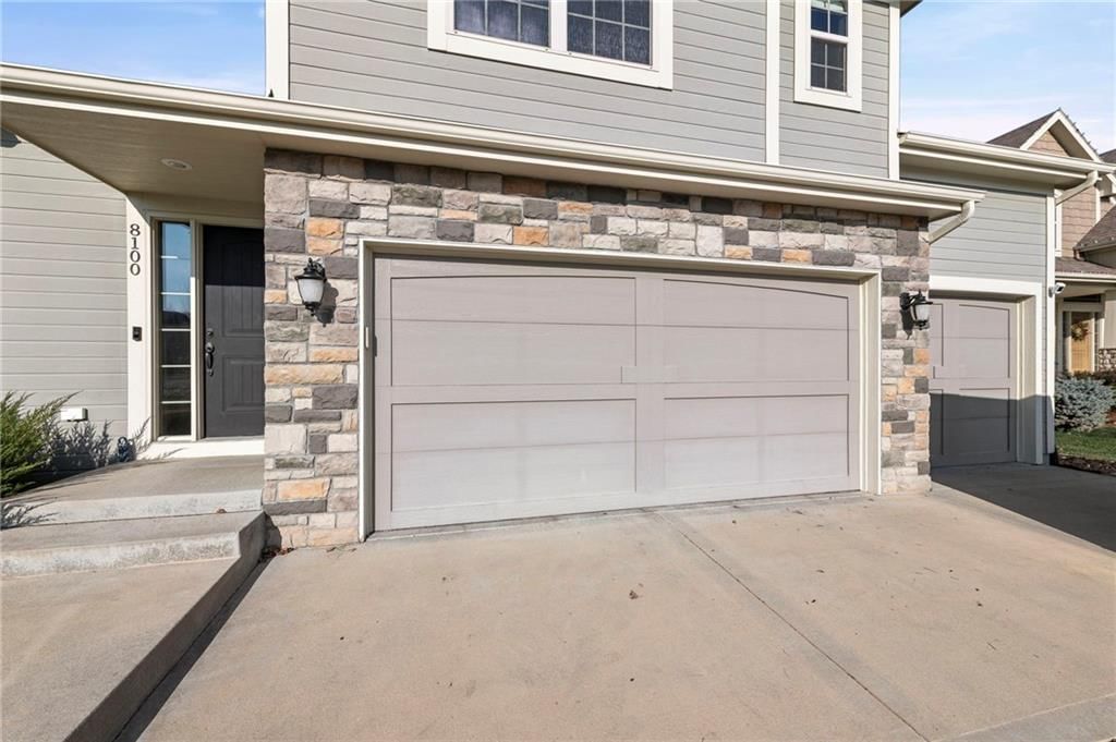 8100 NE 102nd Street — photo 2