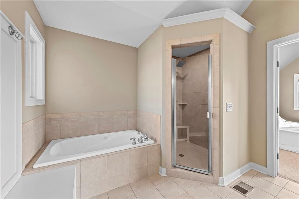 8100 NE 102nd Street — photo 18