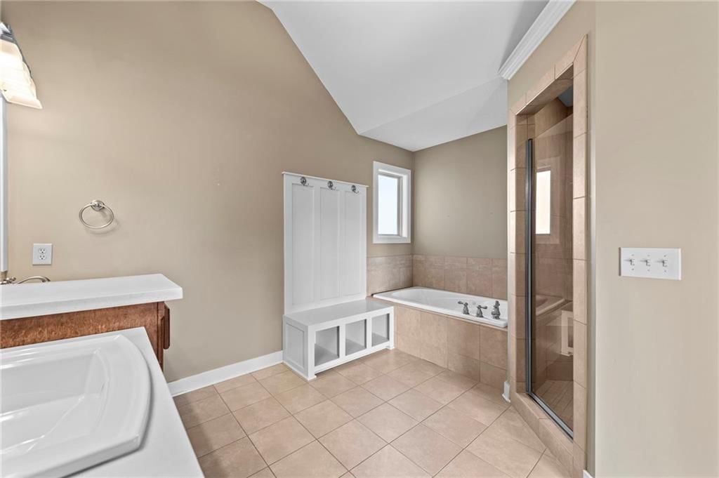 8100 NE 102nd Street — photo 19