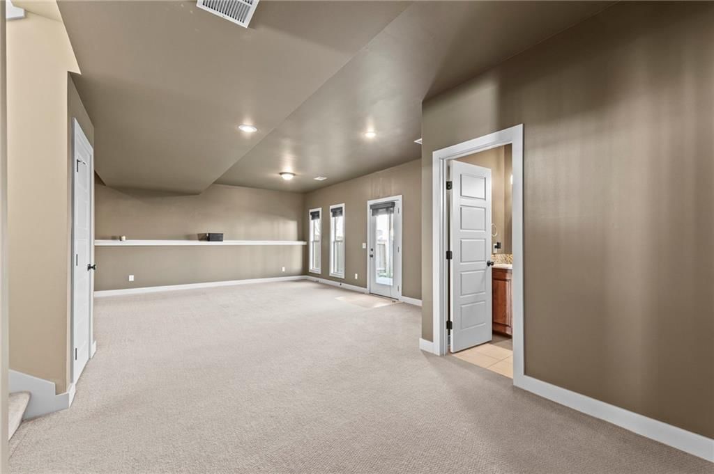 8100 NE 102nd Street — photo 32