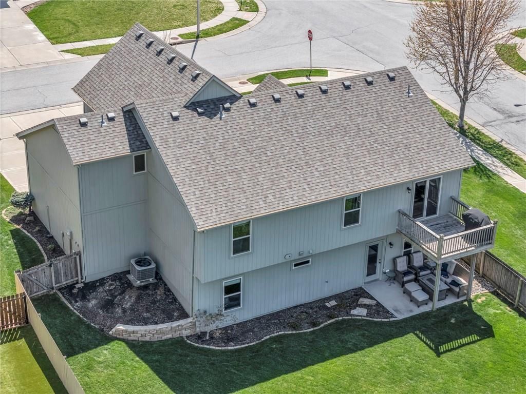 8100 NE 102nd Street — photo 44