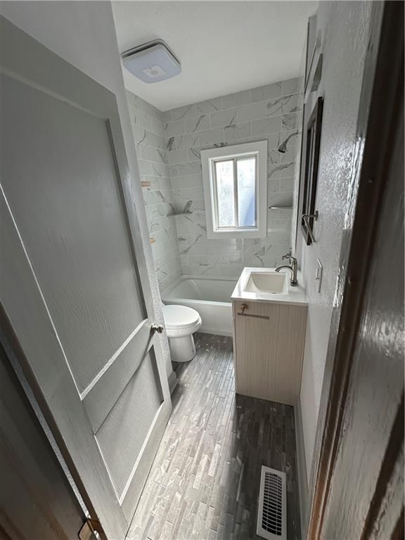 5414 Brooklyn Avenue — photo 7