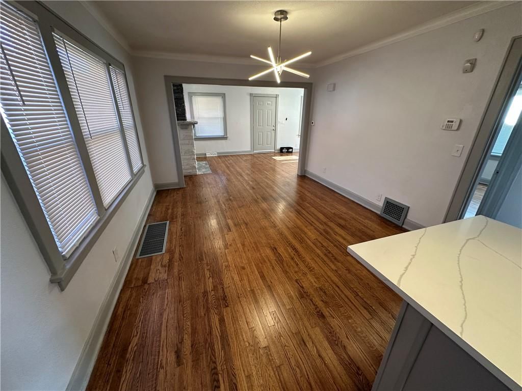 5414 Brooklyn Avenue — photo 20