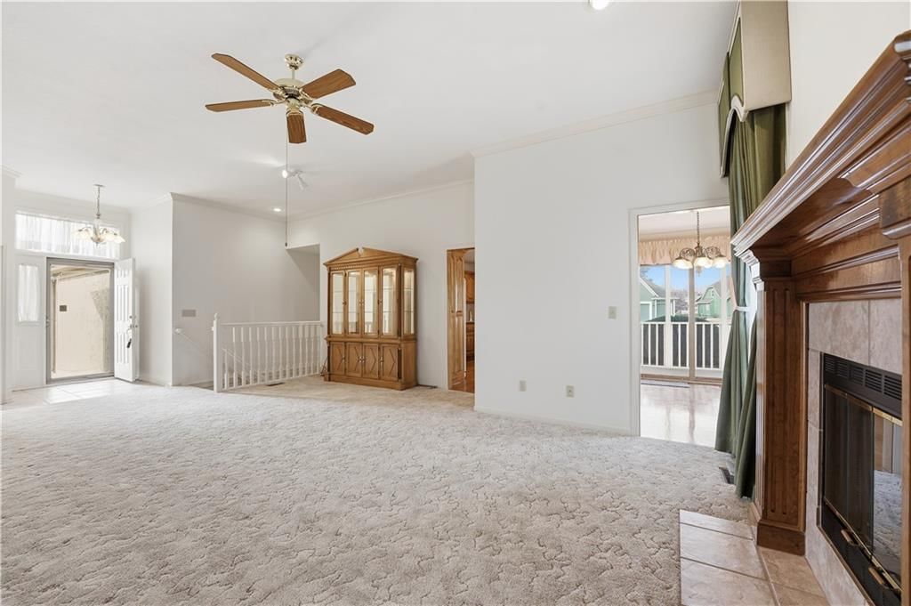 105 N Lakeshore Drive — photo 12