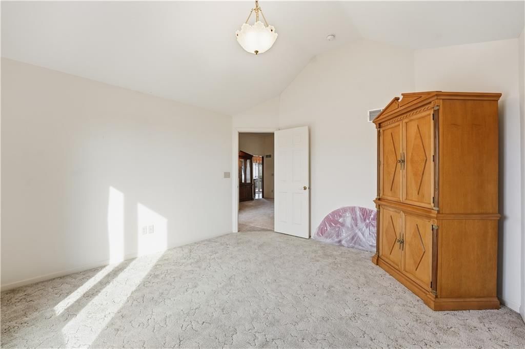 105 N Lakeshore Drive — photo 13
