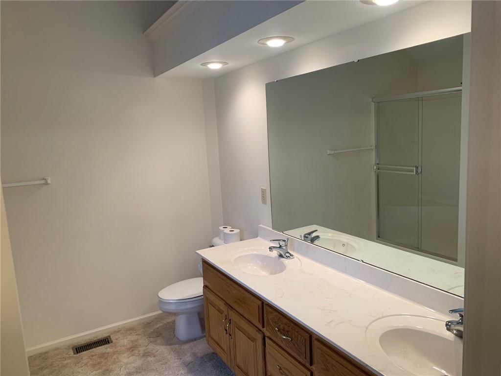 105 N Lakeshore Drive — photo 28