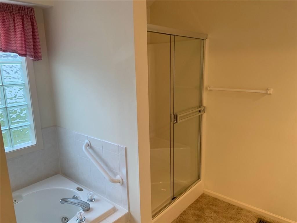 105 N Lakeshore Drive — photo 30
