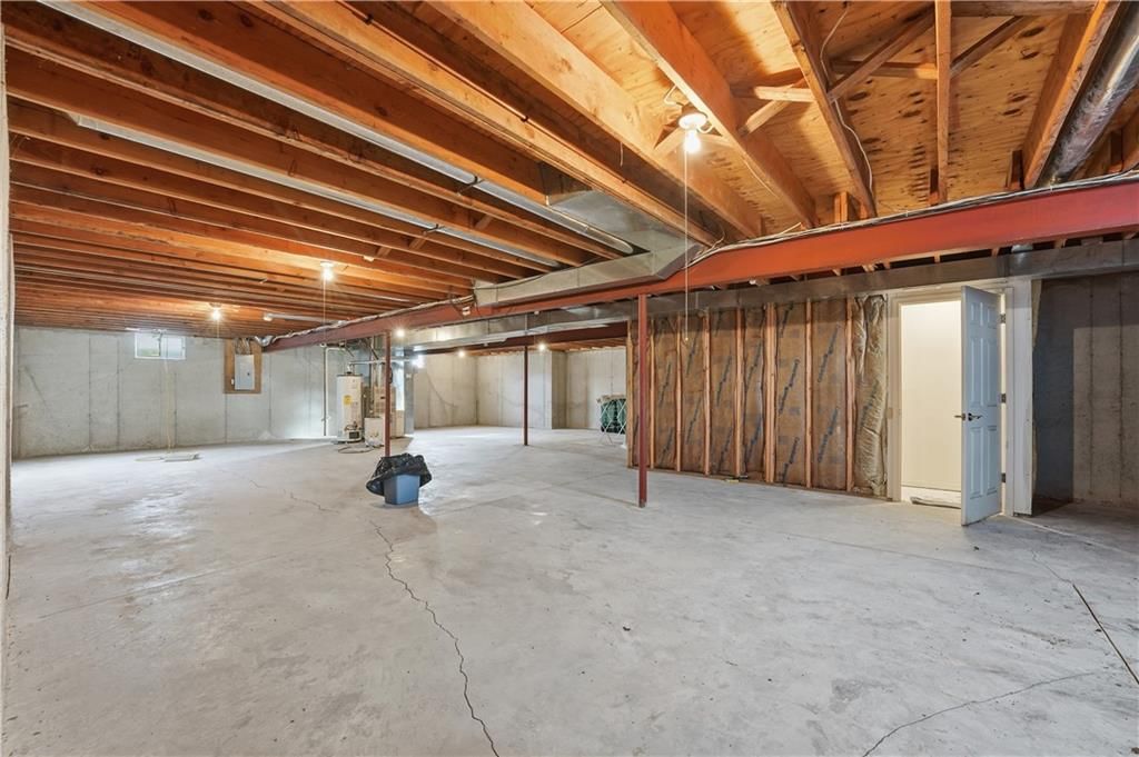 105 N Lakeshore Drive — photo 34