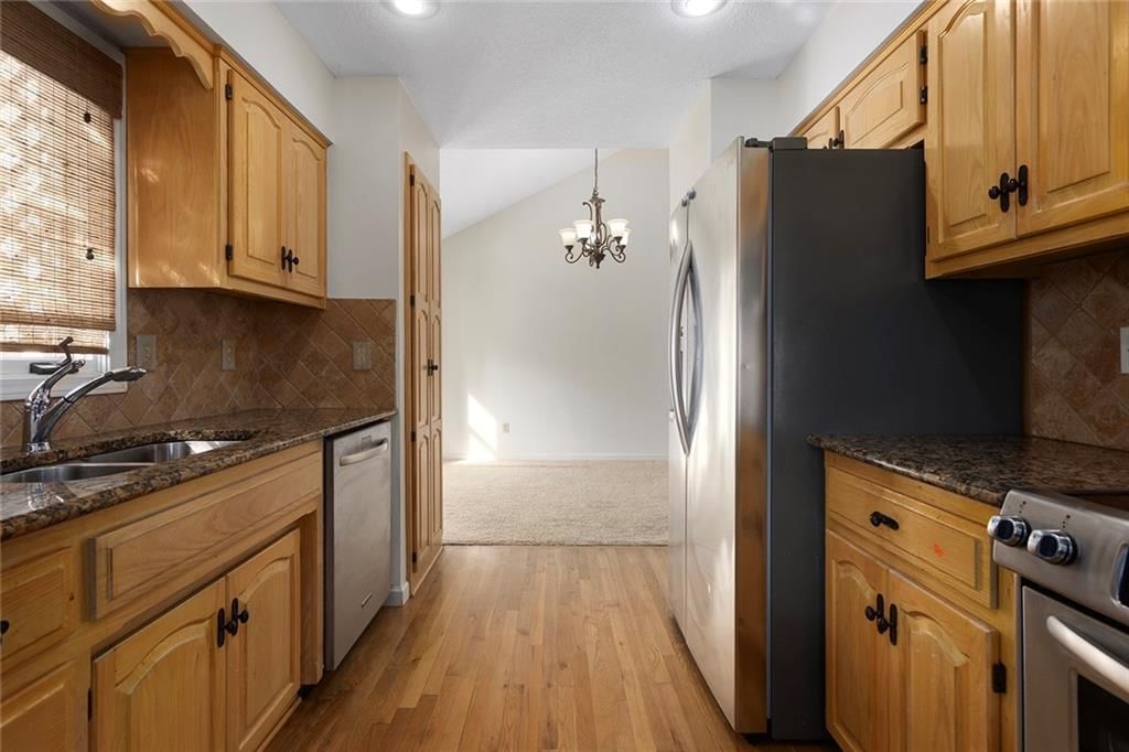 9614 NE CHERRY Court — photo 6