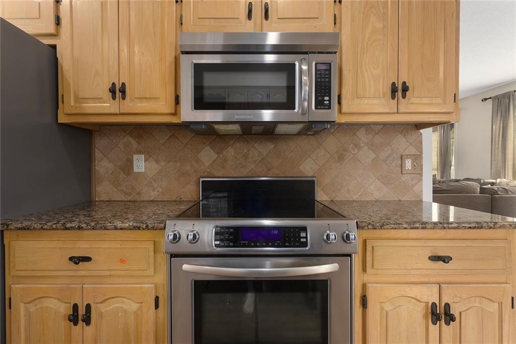 9614 NE CHERRY Court — photo 8
