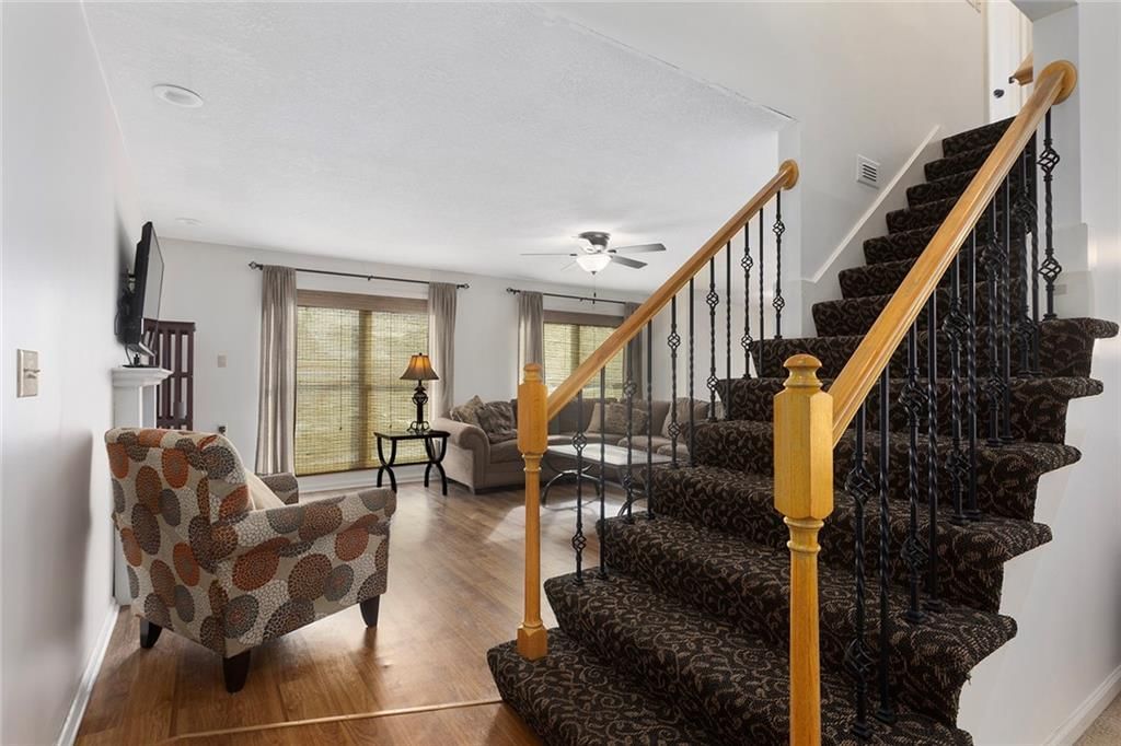 9614 NE CHERRY Court — photo 17