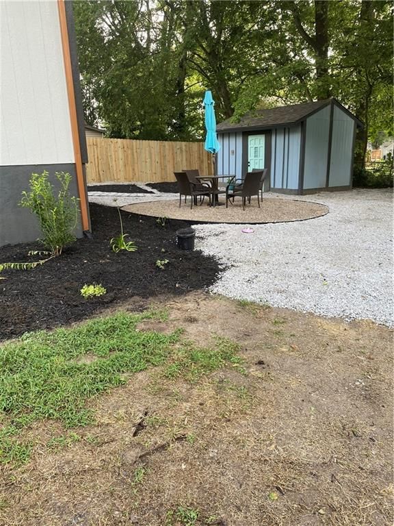 811 S Marion Avenue — photo 34