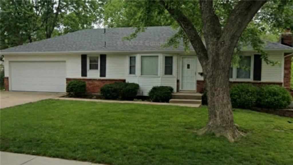 724 N Curtis Street — photo 3