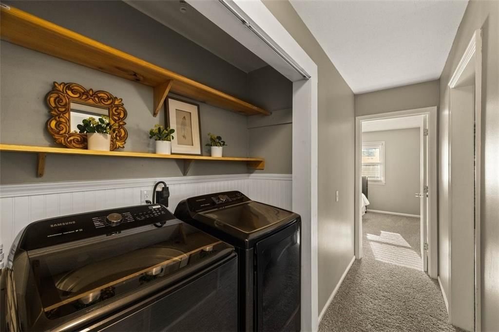 724 N Curtis Street — photo 17