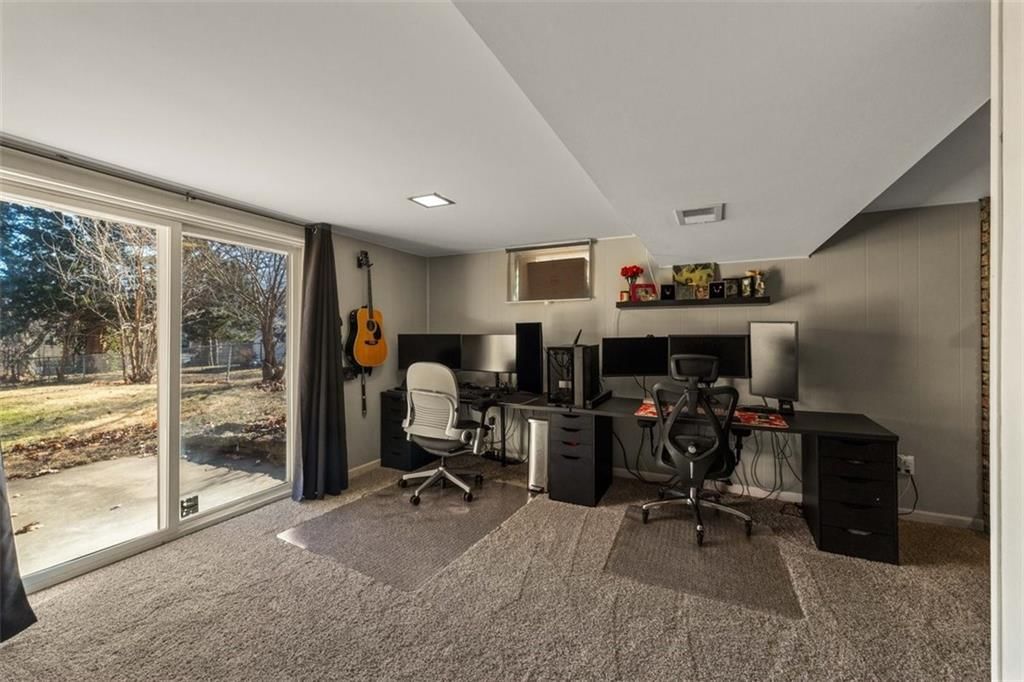 724 N Curtis Street — photo 24