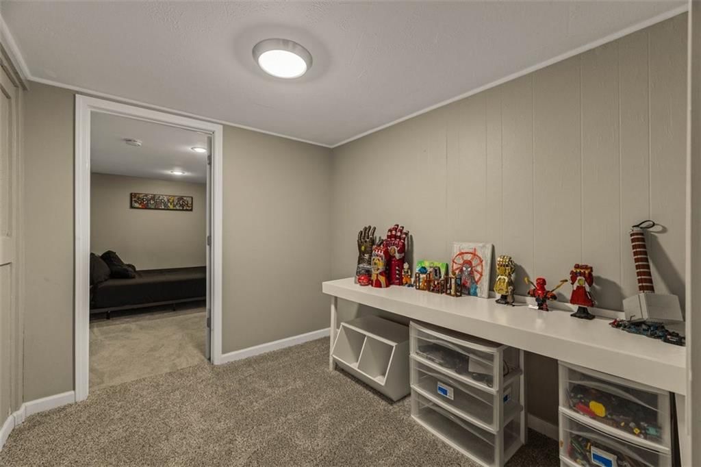 724 N Curtis Street — photo 29