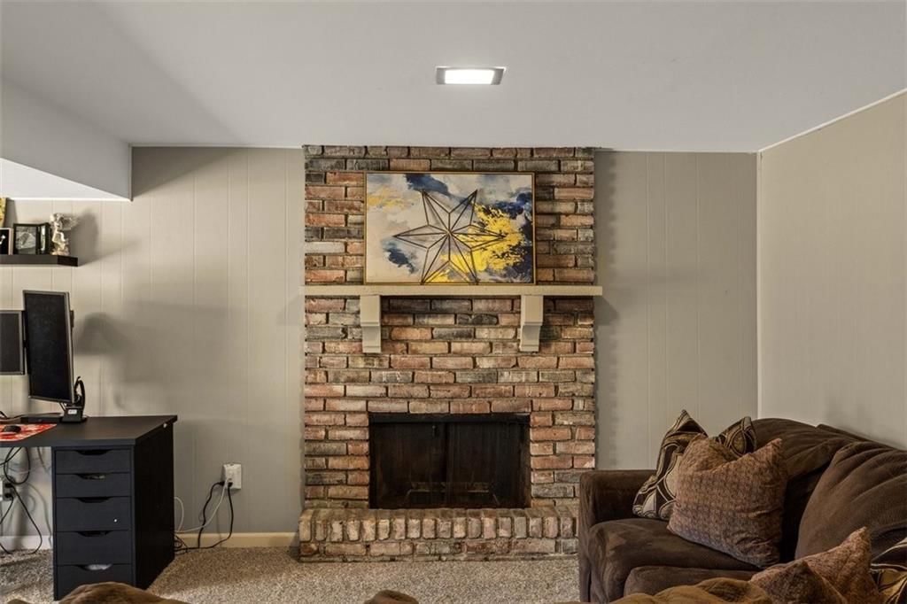 724 N Curtis Street — photo 42