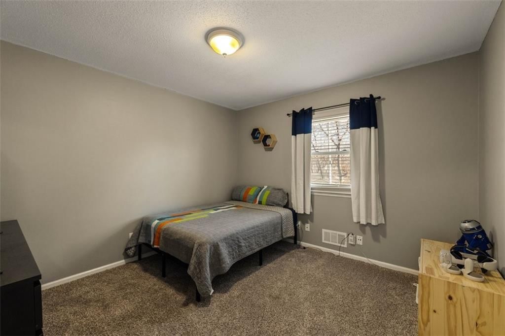 724 N Curtis Street — photo 49