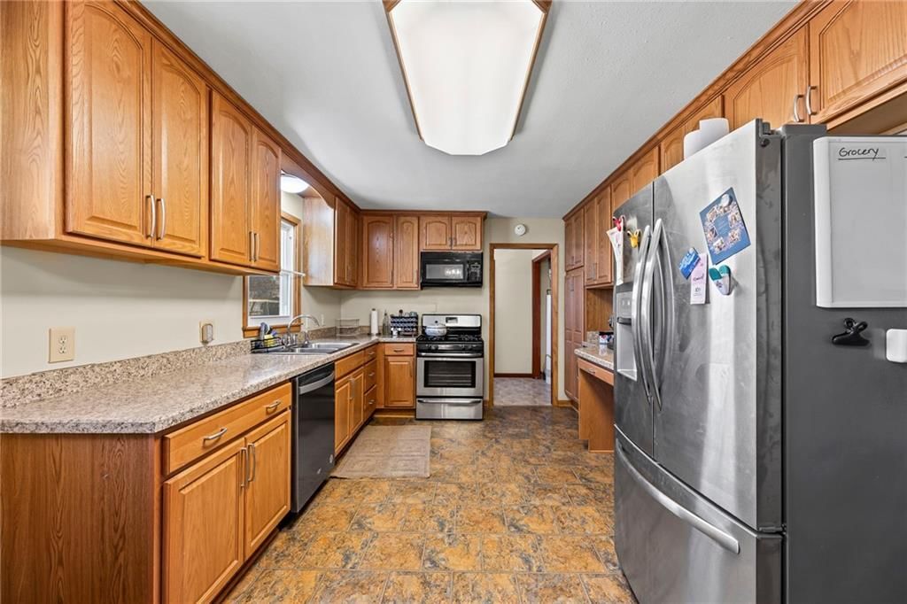 1411 S Willow Street — photo 14