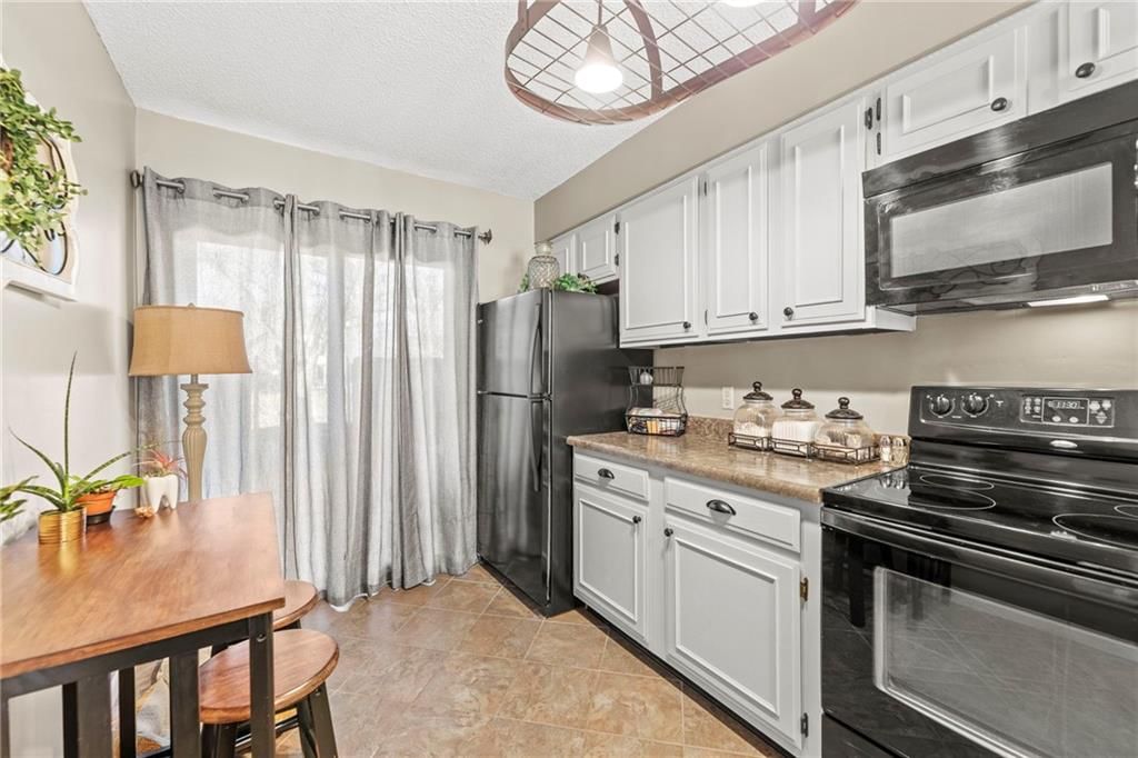 721 E 121st Street — photo 11
