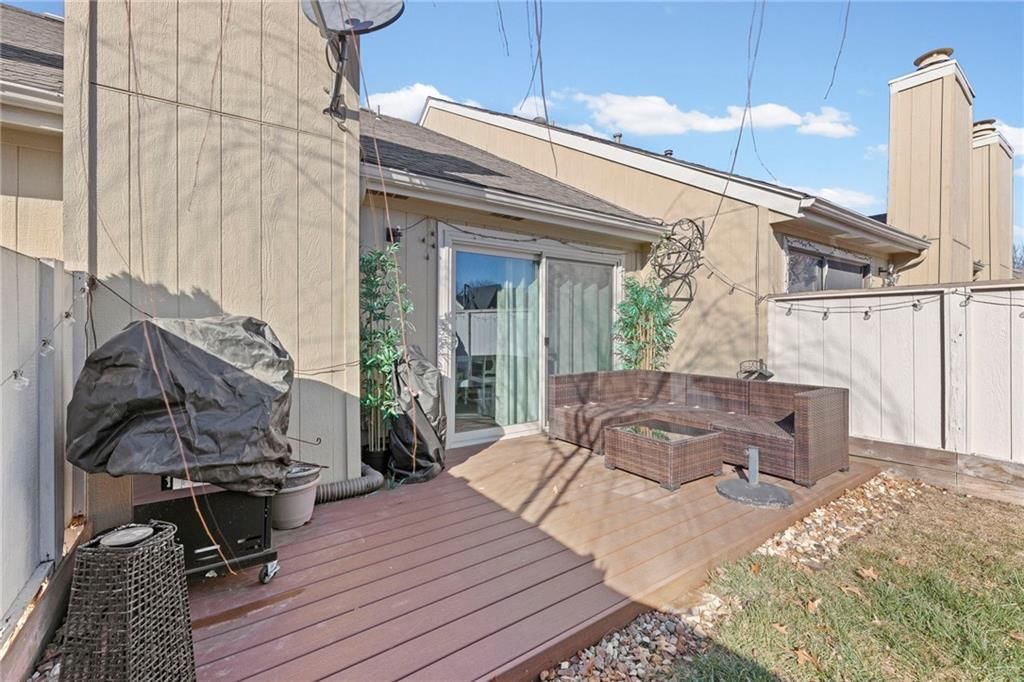 721 E 121st Street — photo 24