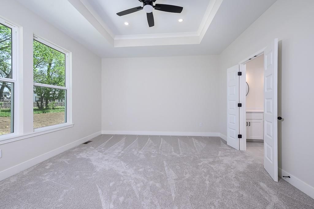 2703 Stone Creek Avenue — photo 11