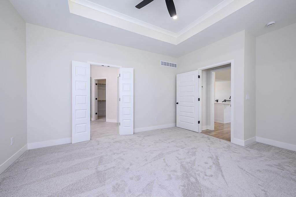 2703 Stone Creek Avenue — photo 12