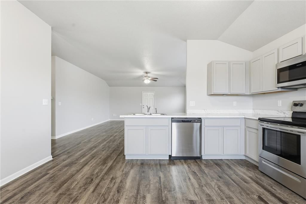 21295 W 218th Terrace — photo 12