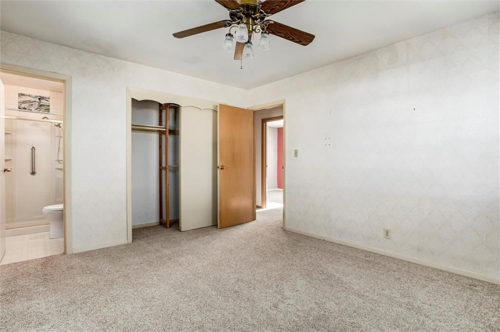 8819 W 88th Street — photo 10