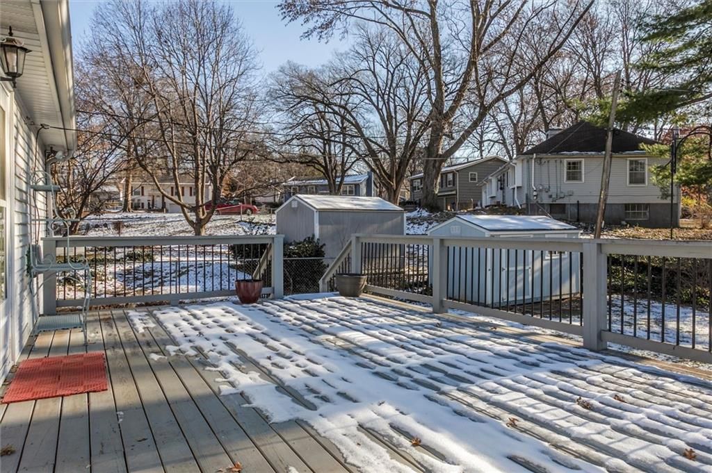8819 W 88th Street — photo 22