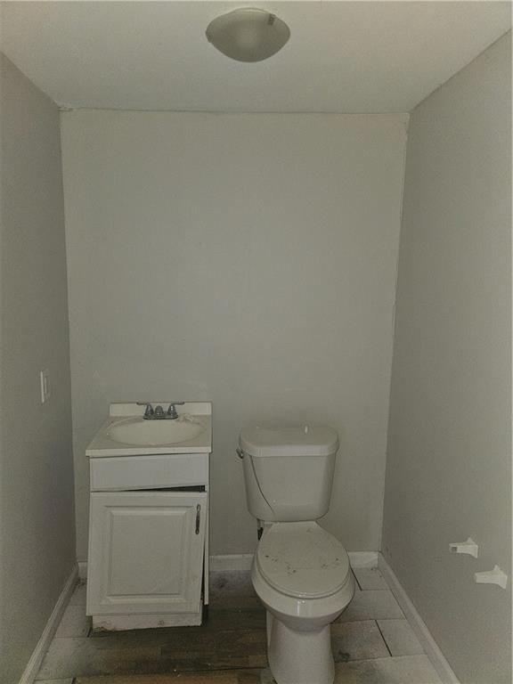 1605 E 37th Street — photo 11