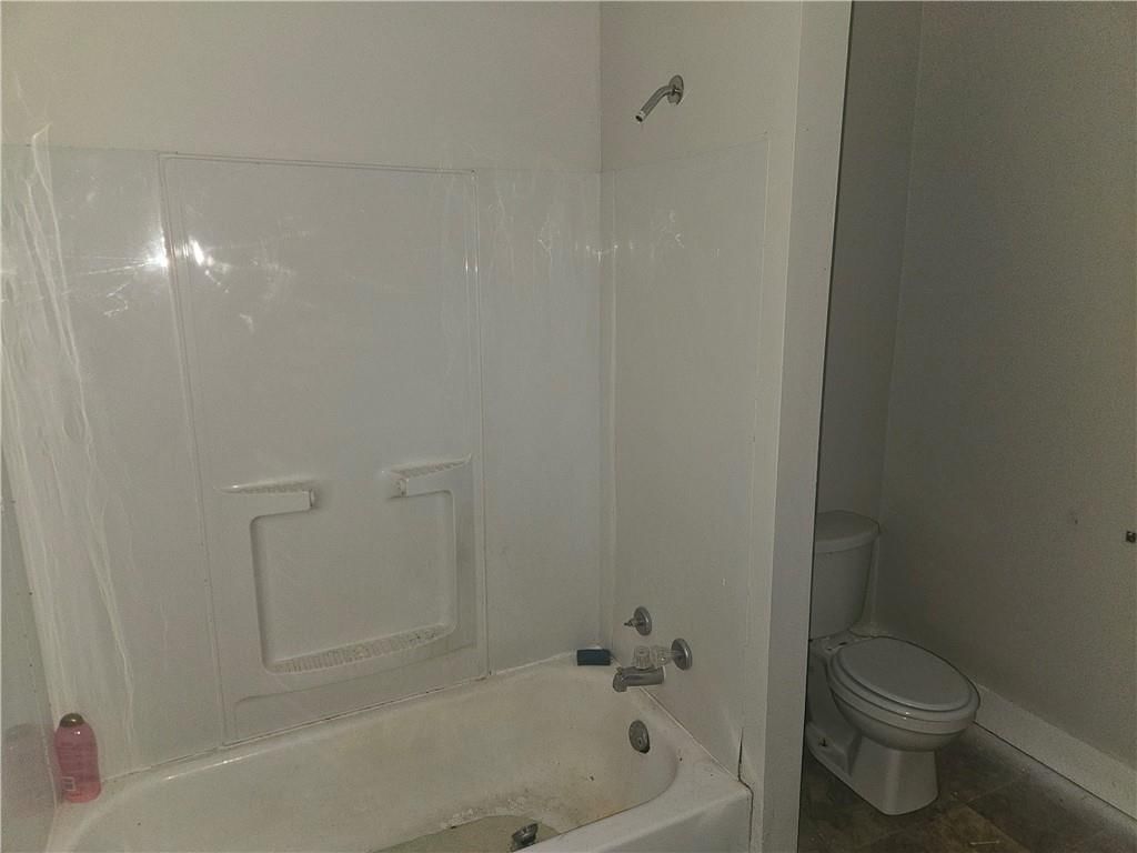 1605 E 37th Street — photo 14