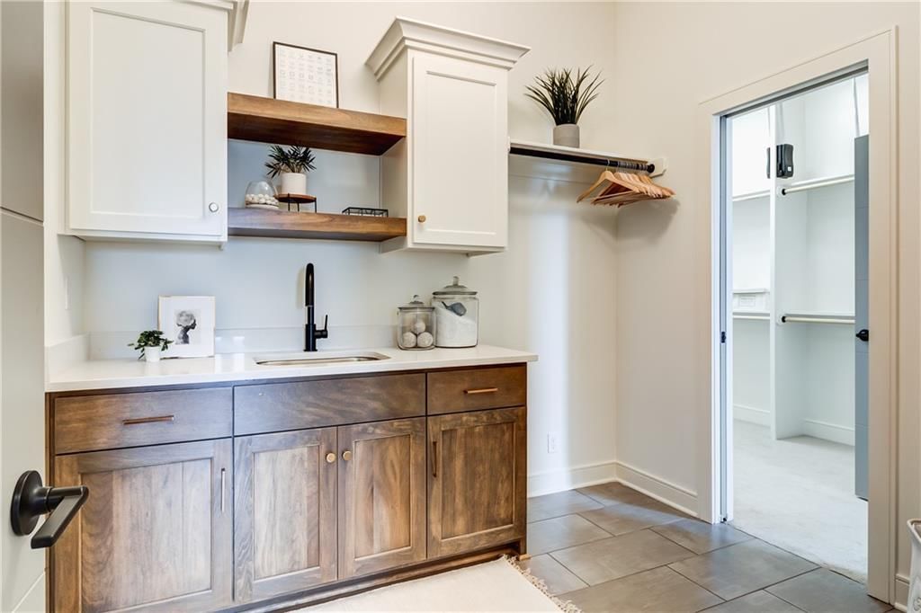 22053 W 99th Terrace — photo 11