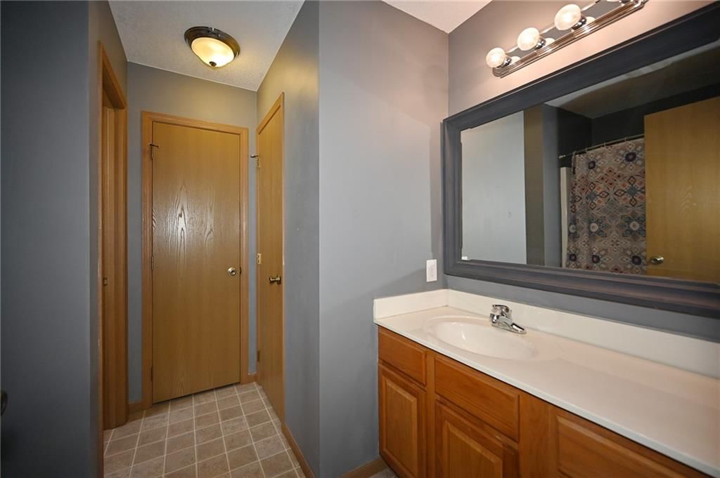 5005 University Avenue — photo 17