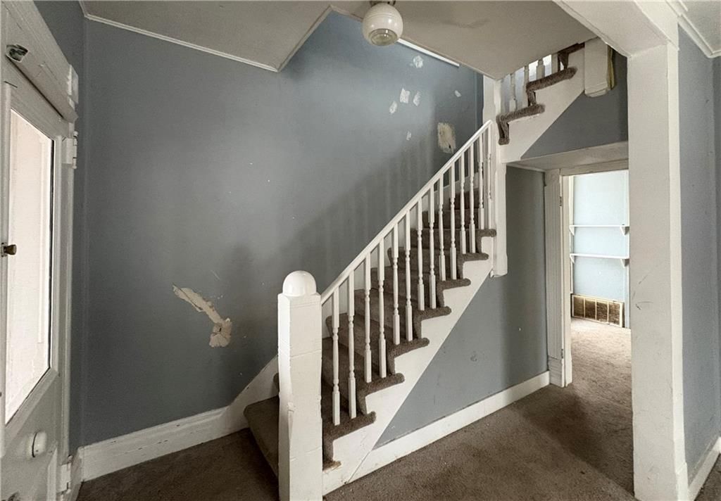 330 N Cherry Street — photo 5