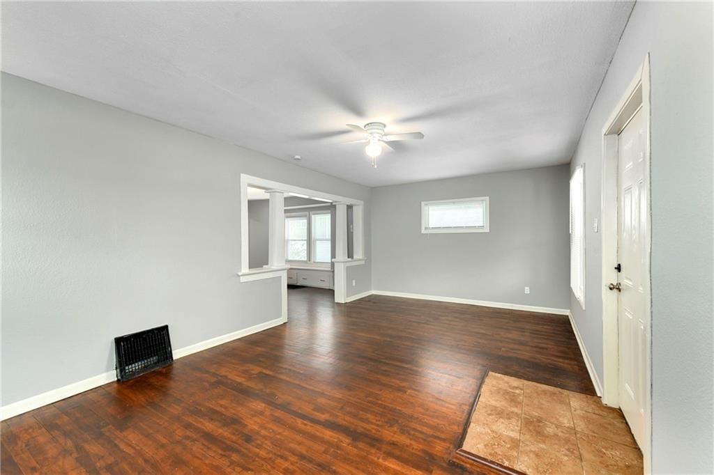 4916 Wabash Avenue — photo 4