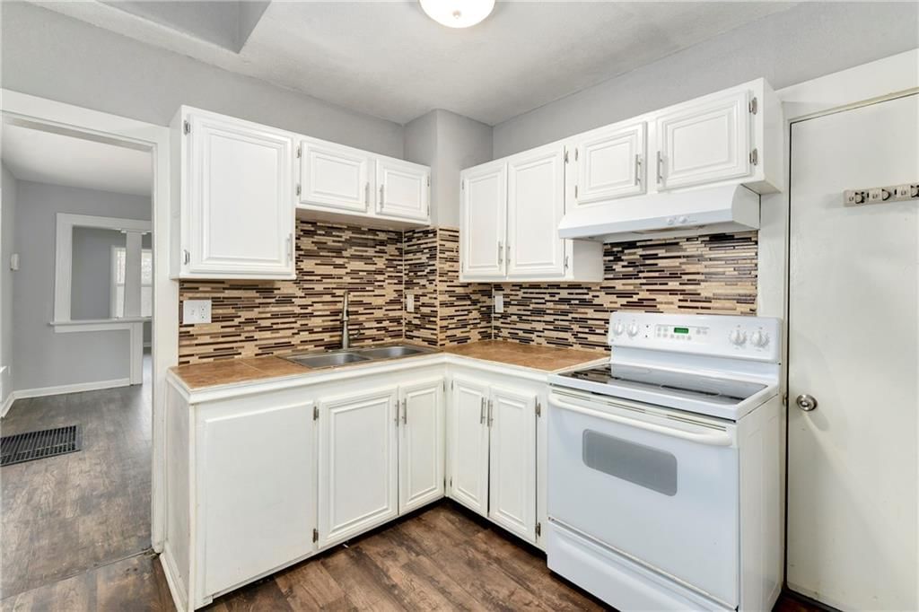 4916 Wabash Avenue — photo 10