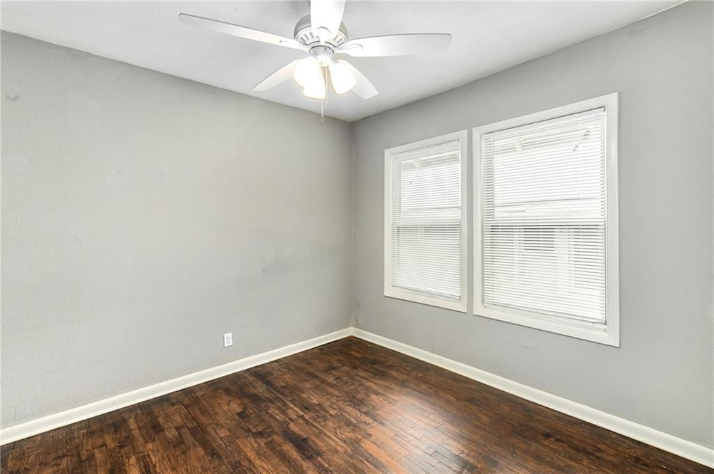 4916 Wabash Avenue — photo 17