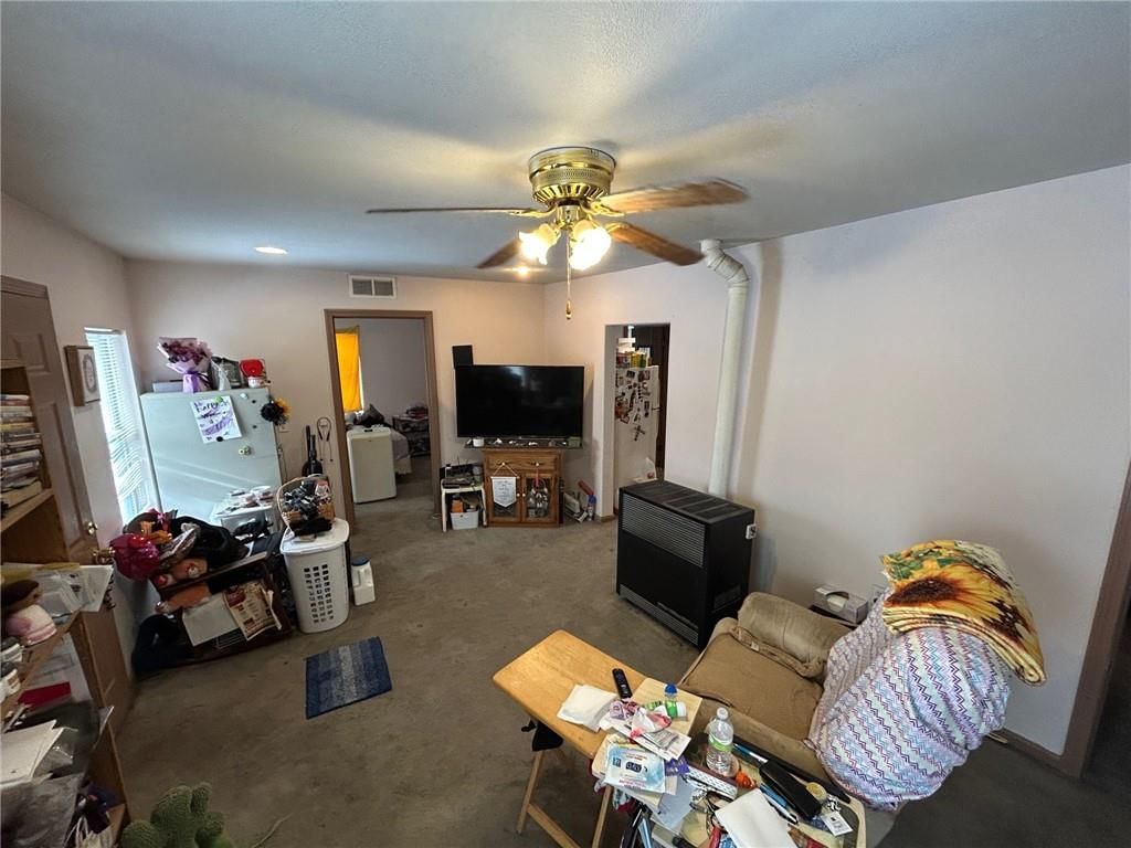 15918 & 15922 E Truman Road — photo 4